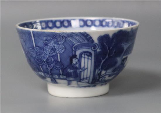 A fine Chinese export blue and white tea bowl, Qianlong period, d. 7.8cm